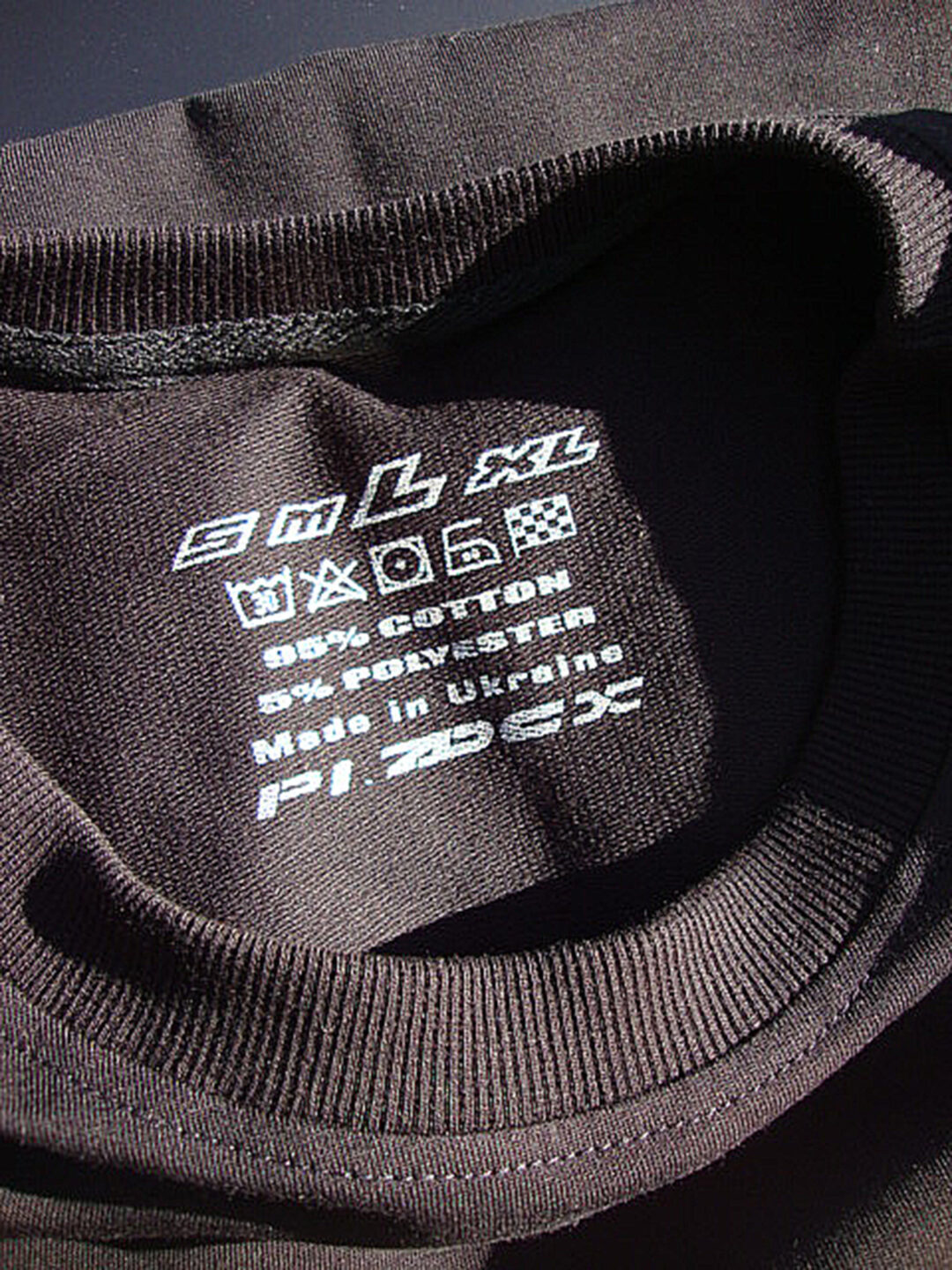 T-shirt v2 Black Unlimited